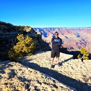 Meet your Posher, Zach